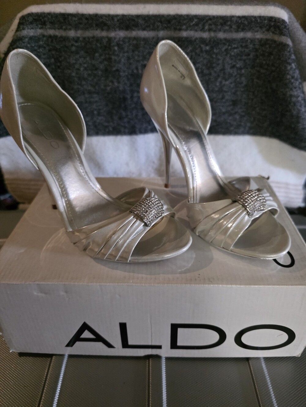 EUC -ALDO Silver Rhinestone-Accent Open-Toe Stiletto Heels